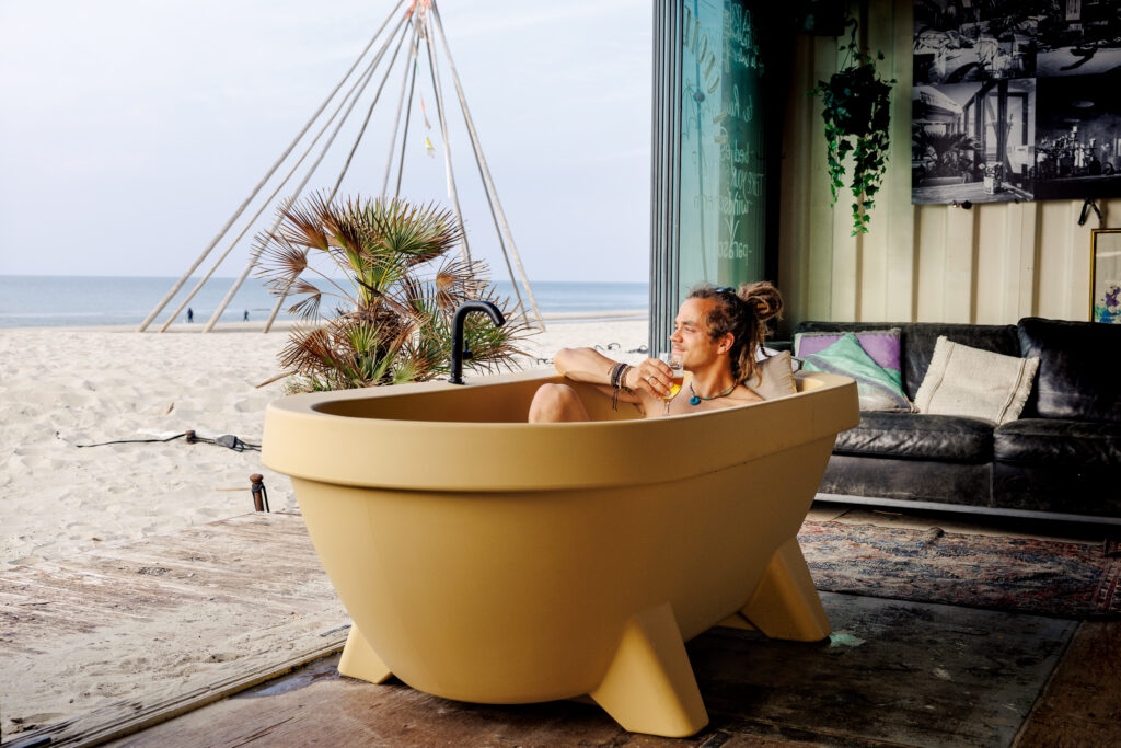 Auralis Living Gardentub san dune on the beach